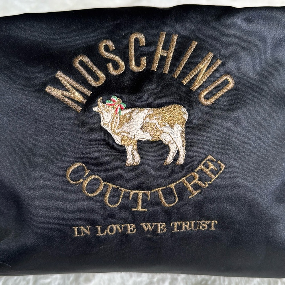 Moschino Couture Redwall “In Love We Trust” Cow Bag - Picture 2 of 6